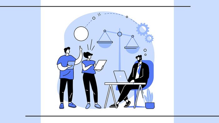 Illustrasjonsbilde som viser to personer stående overfor en person sittende ved en kontorpult med laptop hvor tanker, vektskål og tannhjul eller illustrert som tanker og dialog mellom menneskene.
